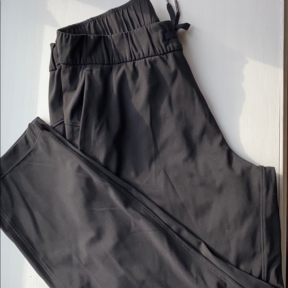 Lululemon On The Fly full length, Black, 8 - Picture 4 of 6